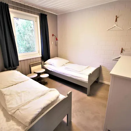 بيت للعطل Modernly Furnished Double With Terrace In The Mirow *